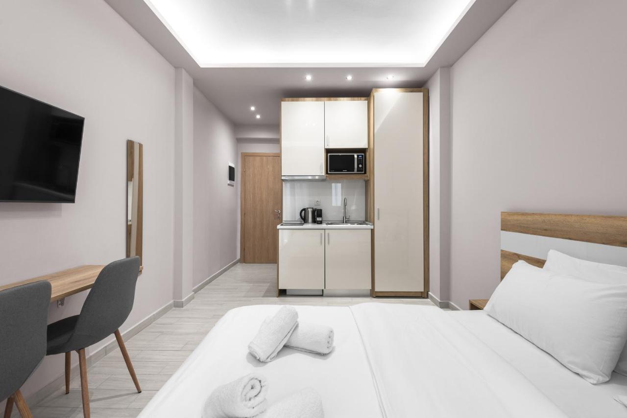 Lausanne, Nilie Hospitality Mgmt Tesalonika Bagian luar foto