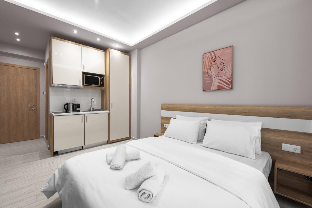 Lausanne, Nilie Hospitality Mgmt Tesalonika Bagian luar foto